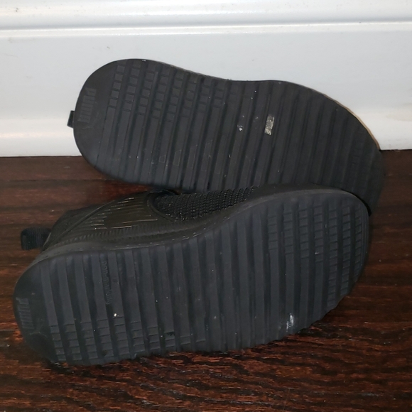 Puma - Picture 4 of 4